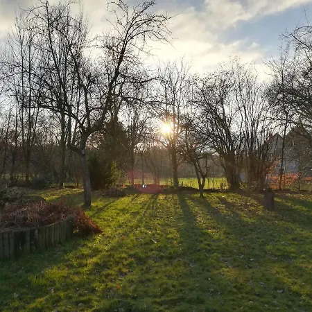 Beautiful With Big Garden Apartmán *